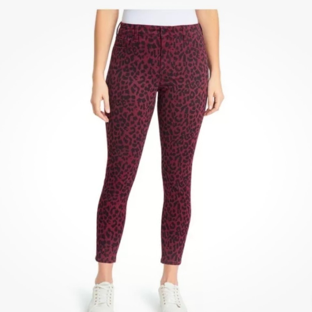 Social Standard by Sanctuary ankle skinny leopard print pants